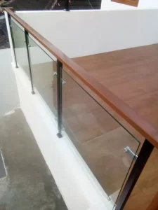 Pabrikasi Railing Kaca Tangga & Balkon Minahasa Utara - Tempered.id