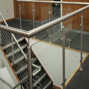 Pabrikasi Railing Kaca Tangga & Balkon Bireuen - Tempered.id